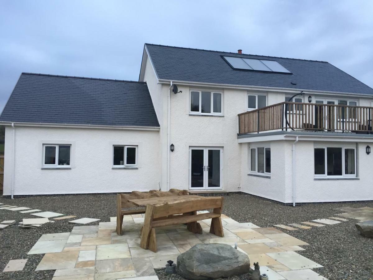 Bro Dafydd Bed & Breakfast Aberystwyth Bagian luar foto